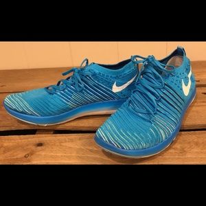 Nike’s Women Free Transform Flyknit Training Shoe